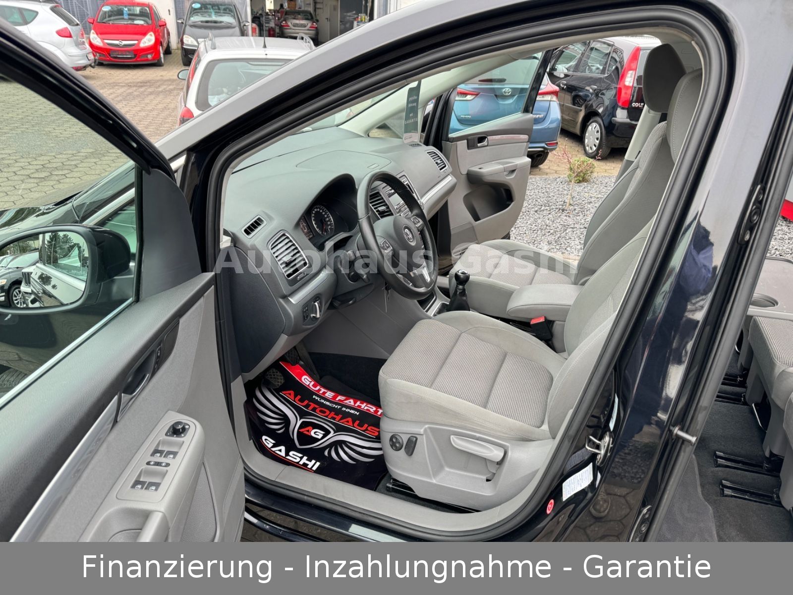 Fahrzeugabbildung Volkswagen Sharan 2.0TDI Comfortline*1.HD*Tempo*SHZ*PDC*AHK