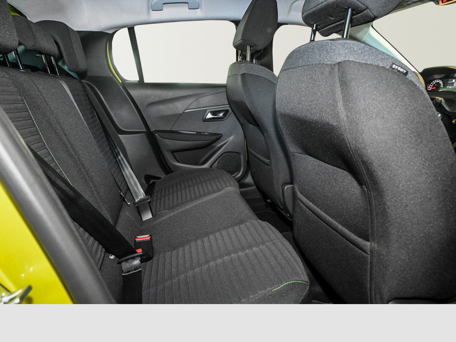 Peugeot e-208 - Bild 3