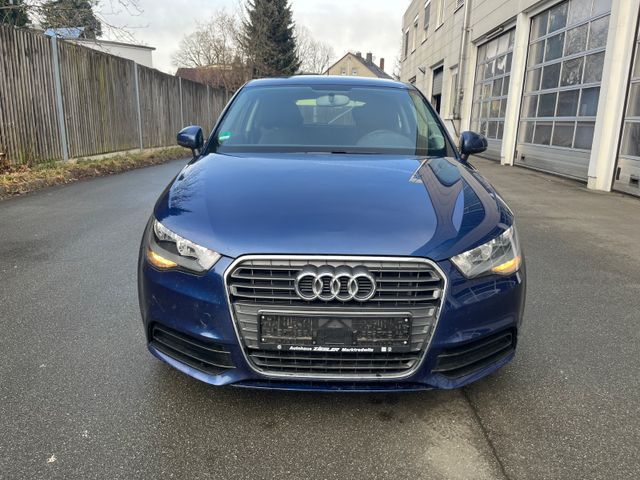 Audi A1 attraction 1.2 Benzin