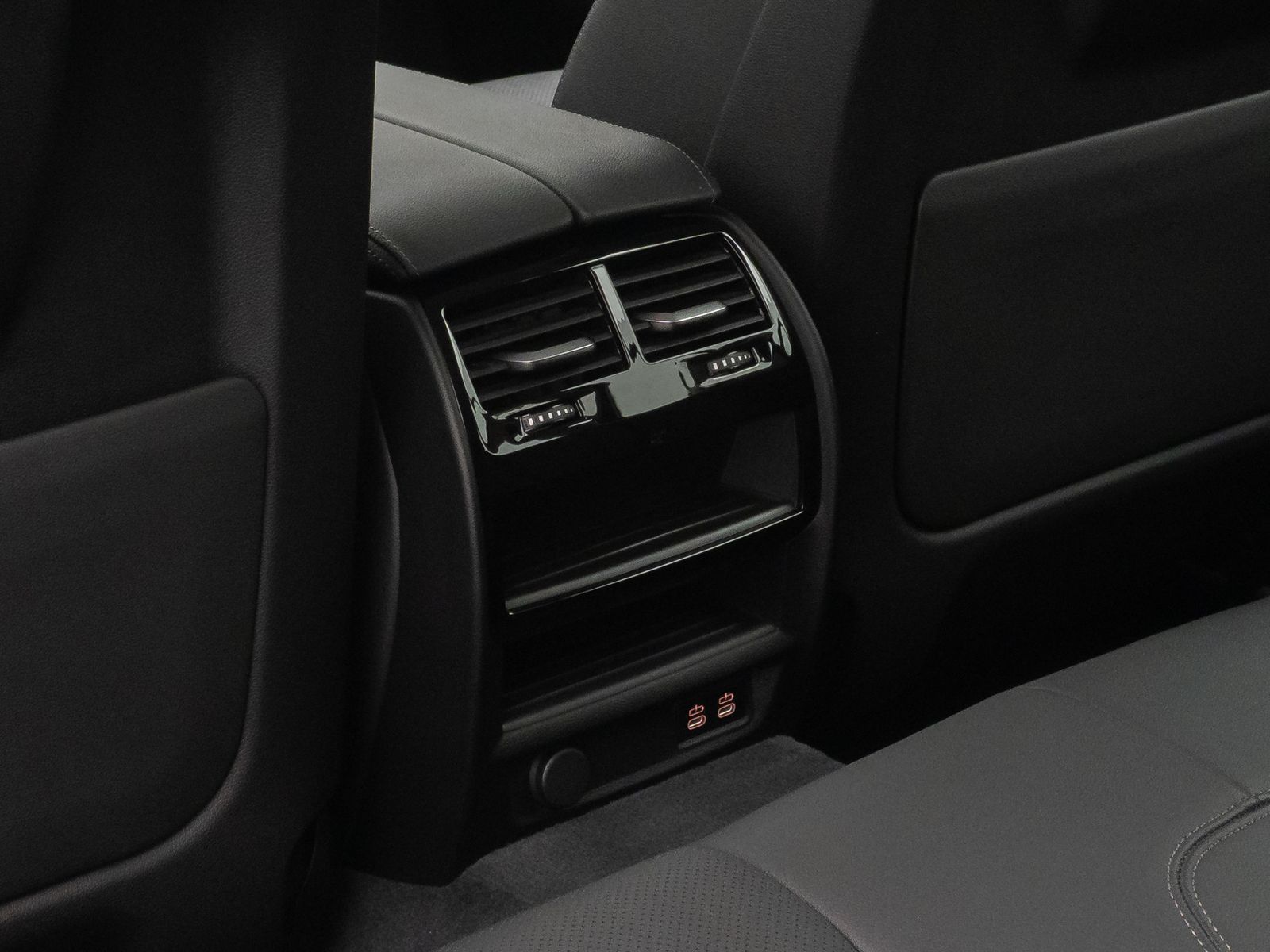 Fahrzeugabbildung BMW 520i DAB Alarm FernlichtAssis PDC GeschwindigReg