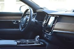 Fahrzeugabbildung Volvo S90 T8 AWD Inscr*LED*LUFT*360°*PANO*STHZG*B&W
