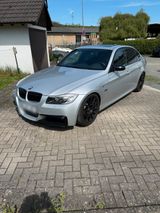 BMW E90 335i N54 M-Paket Handschalter - BMW 335 mit Benzin-Antrieb: Limousine, 335i M Paket