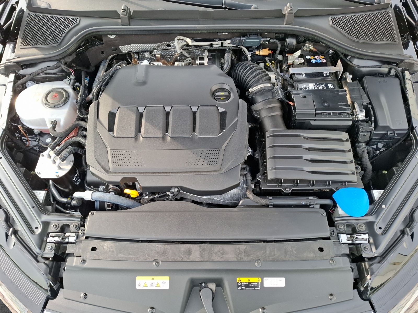 Fahrzeugabbildung SKODA Octavia Combi TDI Selection DSG  LED RFK GRA SH