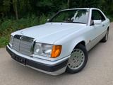 Mercedes-Benz CE200 C124, 1.Hd!,Erstlack,Sammlerzust;Klima,Led - Mercedes-Benz 200 Oldtimer