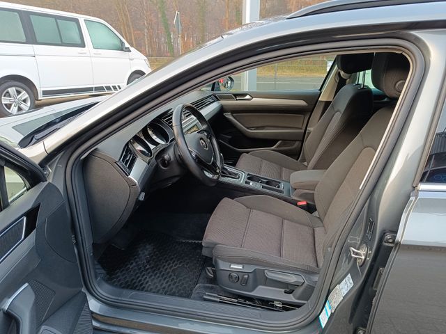 Passat Variant 2.0 TDI*LED*ACC*Navi*Ergo*3-Zonen
