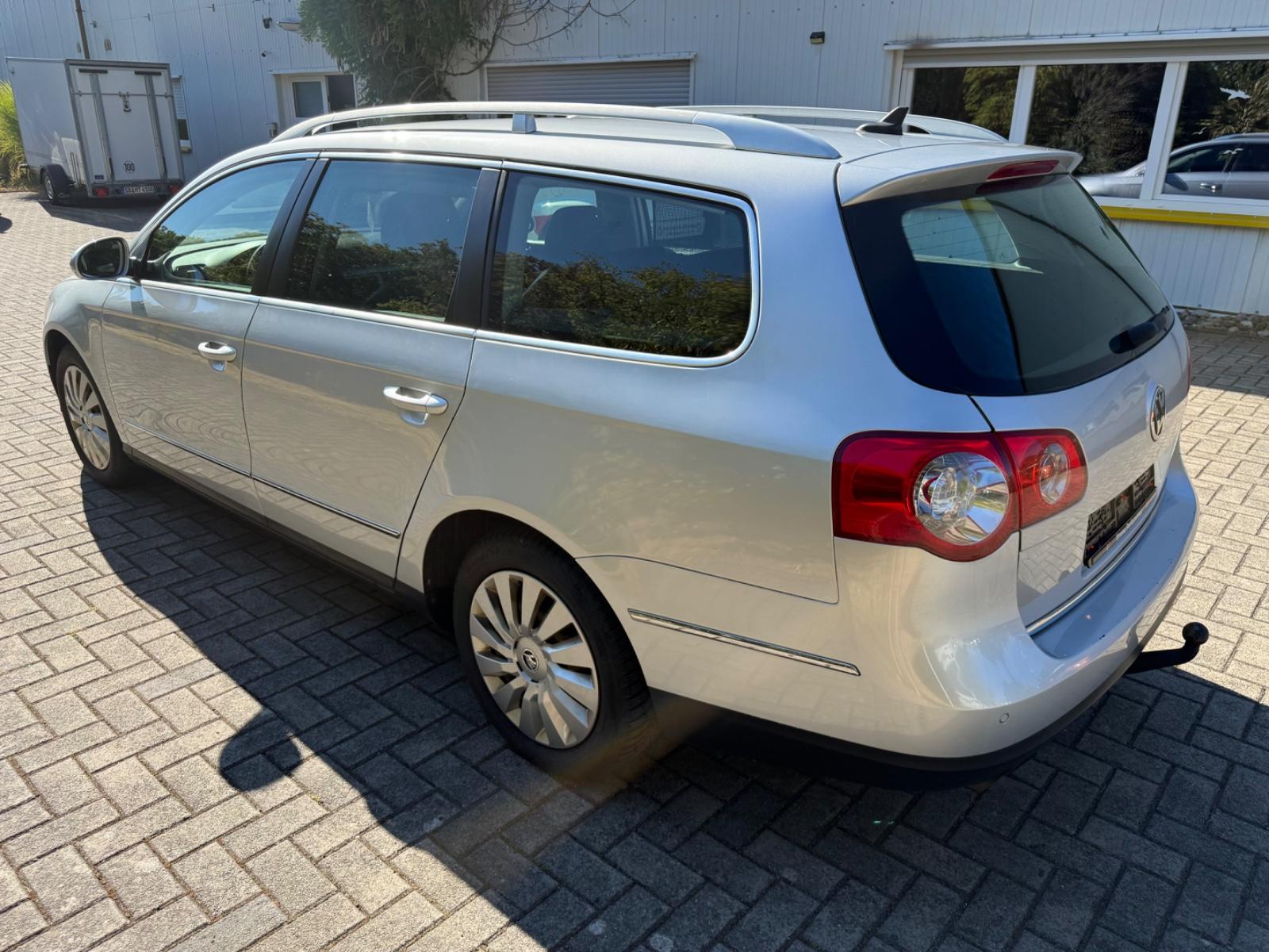 Volkswagen Passat Variant Highline DSG Turbo Neu AHK