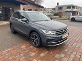 Volkswagen Tiguan Elegance+ neues Modell+Navi+ - Volkswagen Tiguan: Modell
