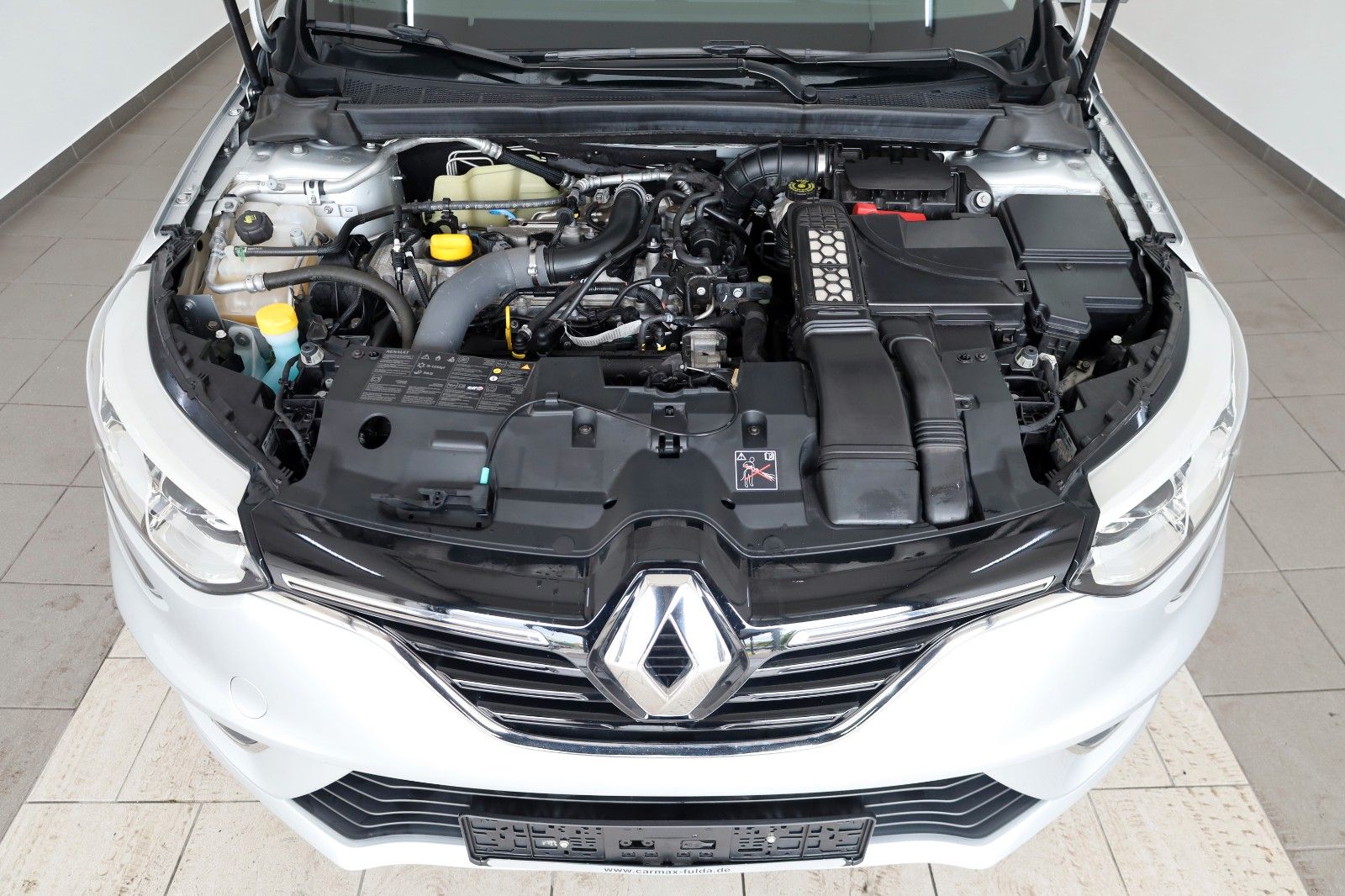 Fahrzeugabbildung Renault Megane IV Lim. 5-trg. Navi,City-/Safety-Paket