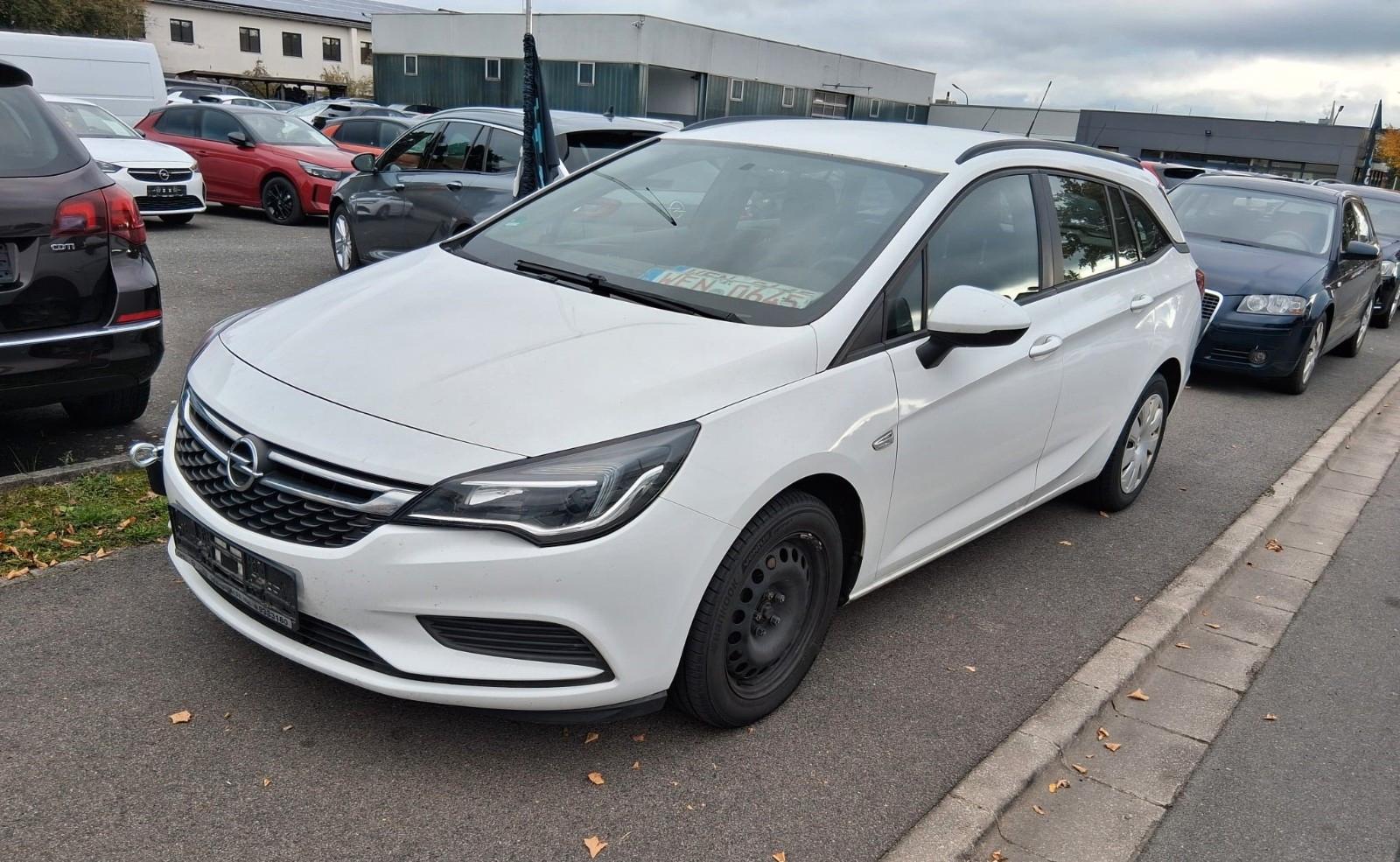 Opel Astra K Sports Tourer Selection*MWST*1.HAND*AHK*