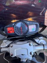 Suzuki GSR 600 - SUZUKI 2007 600 GSR