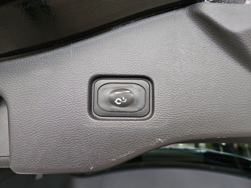 Fahrzeugabbildung Ford Mondeo 2.0 EcoBlue ST-Line LED Memory Navi SHZ