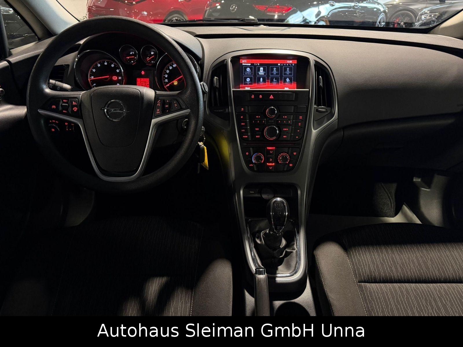 Opel Astra 2015 — photo 10