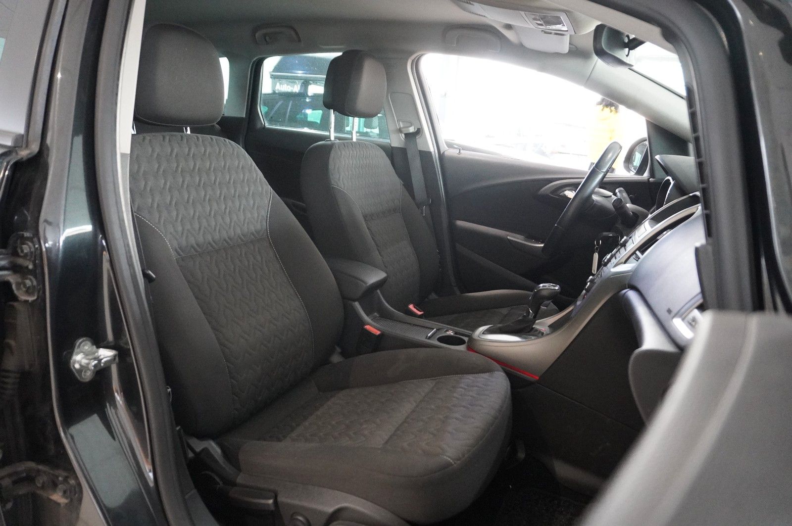 Fahrzeugabbildung Opel Astra J ST  2.0D ACTIVE SPORT/NEBEL/PDC/TEMP.