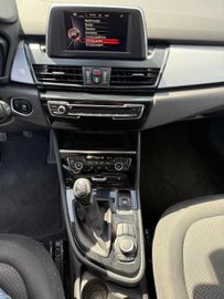 BMW 218 - 8