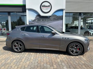 Fahrzeugabbildung Maserati Levante Q4 GranSport
