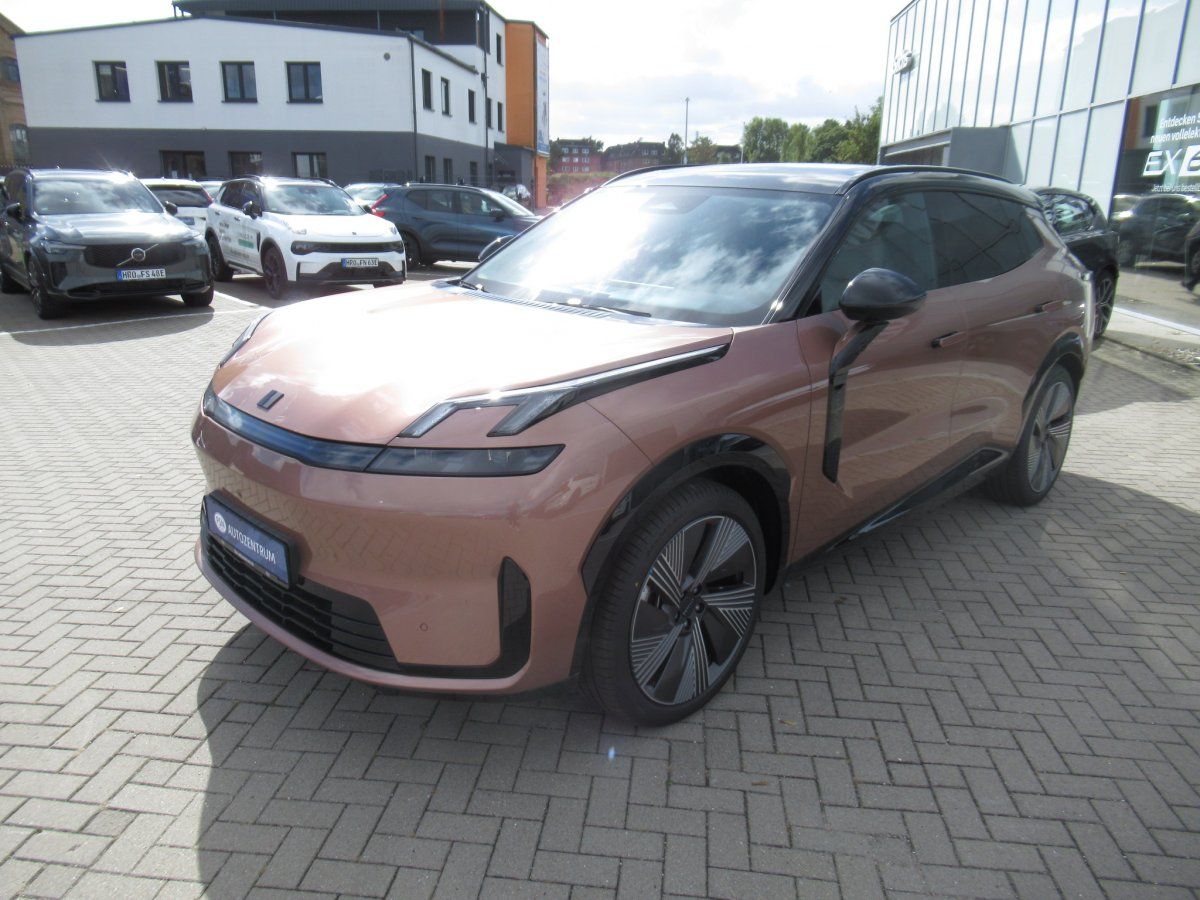 Lynk & Co 08