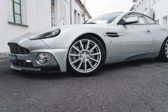 Fahrzeugabbildung Aston Martin Vanquish S