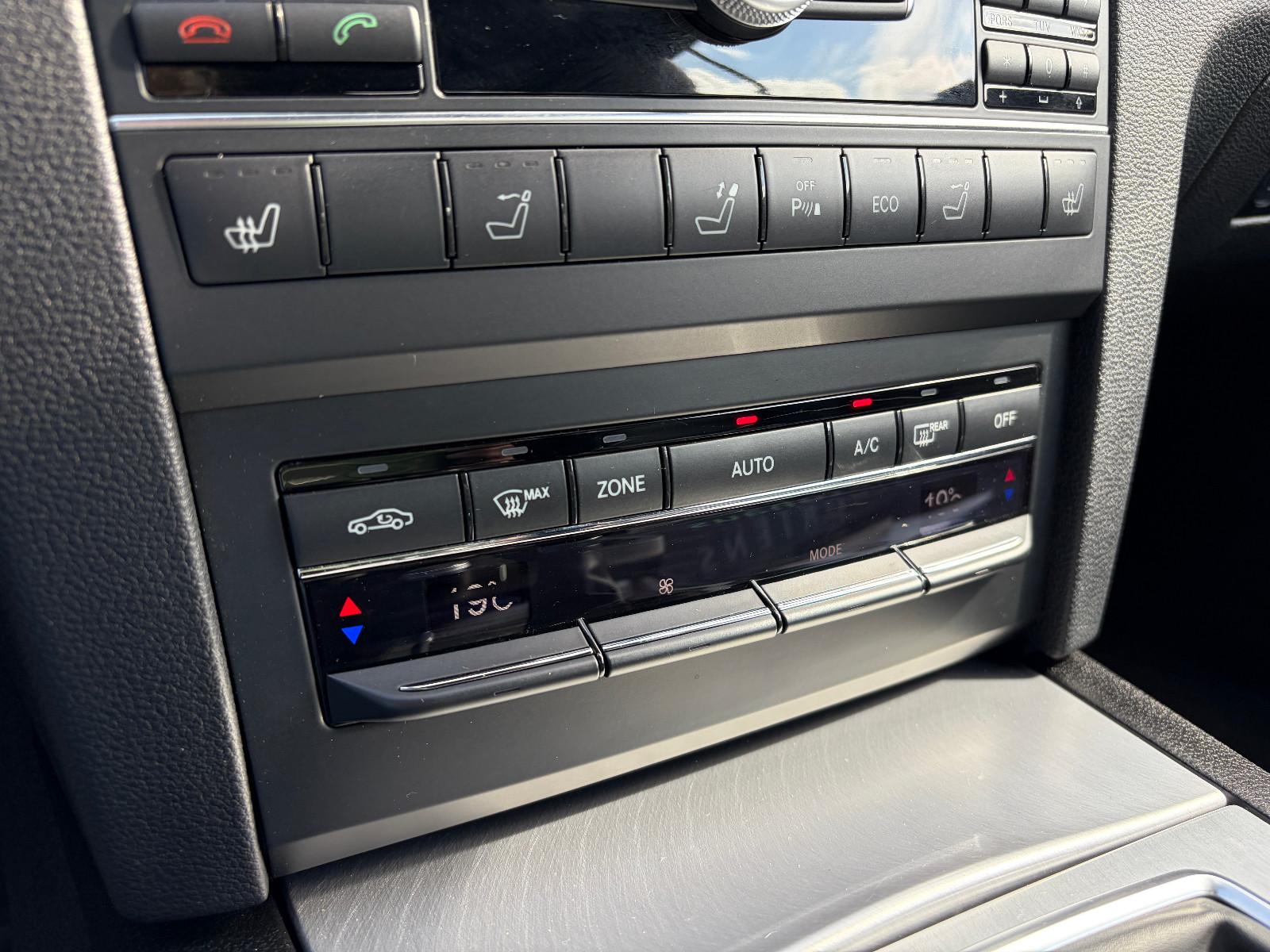 Mercedes-Benz E 200 CGI Cabrio Avantgarde Navi Leder Airscarf