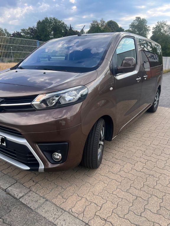 Image of Toyota Proace (Verso)