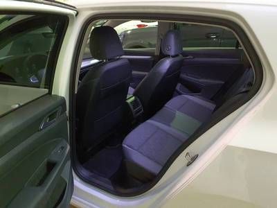 Volkswagen Golf - Bild 5