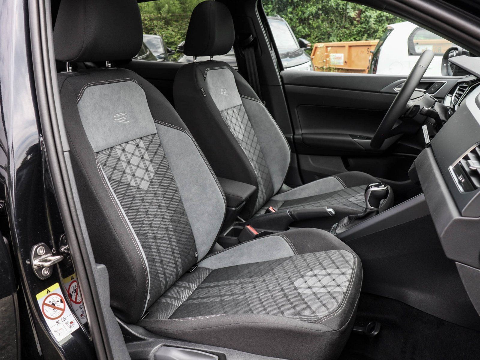 Volkswagen Taigo - Bild 6