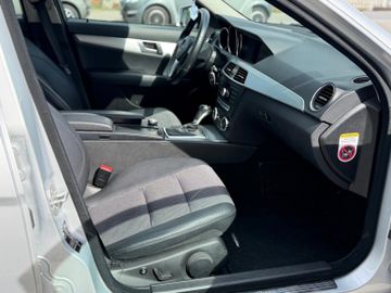 Mercedes C 220 - 12
