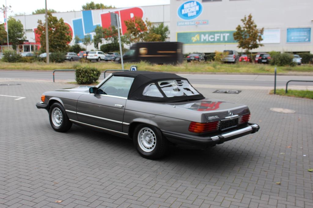 Mercedes-Benz SL 380