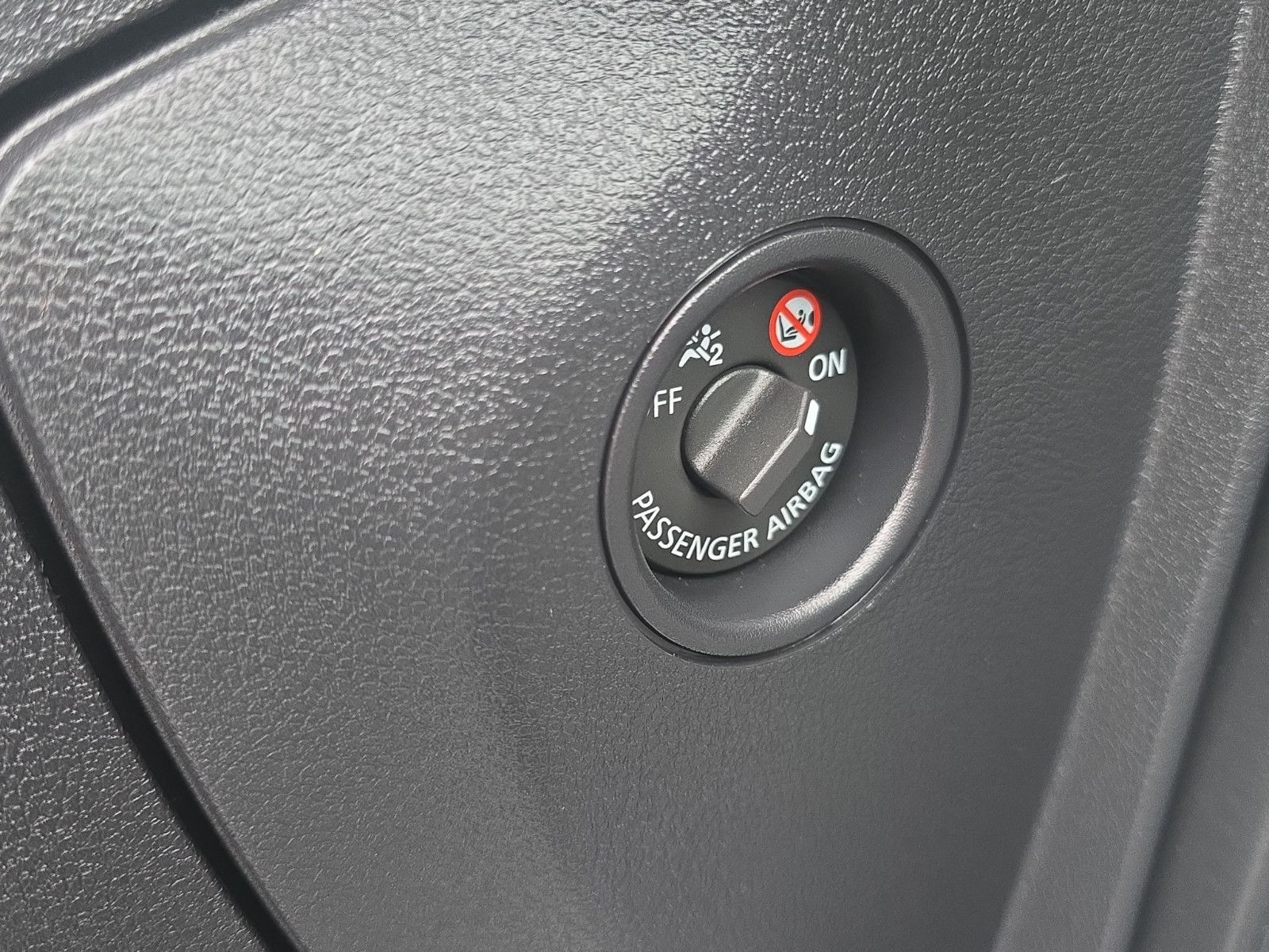 Fahrzeugabbildung Opel Vivaro B Kombi Aus 1.Hand 9-Sitze Klima Tempomat