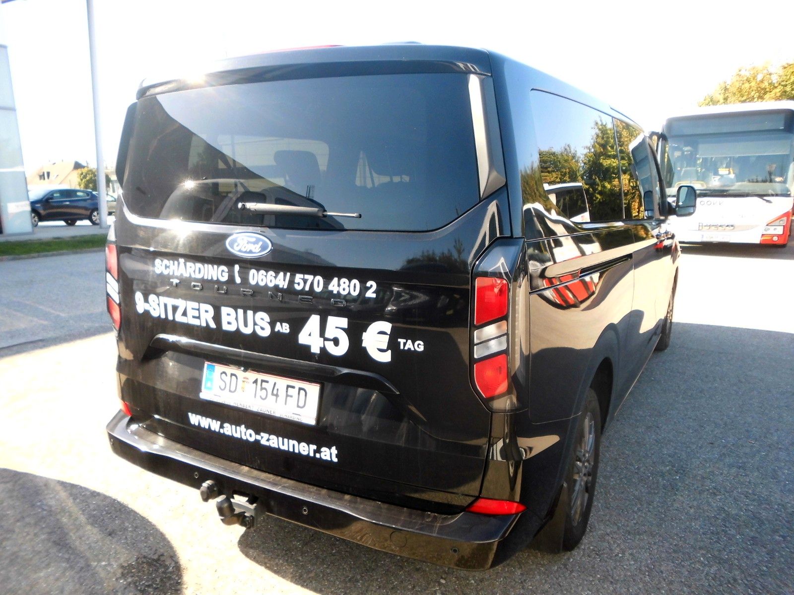 Ford Tourneo Custom 2.0 EcoBlue 100kW 320 L2 Titanium imagem 3