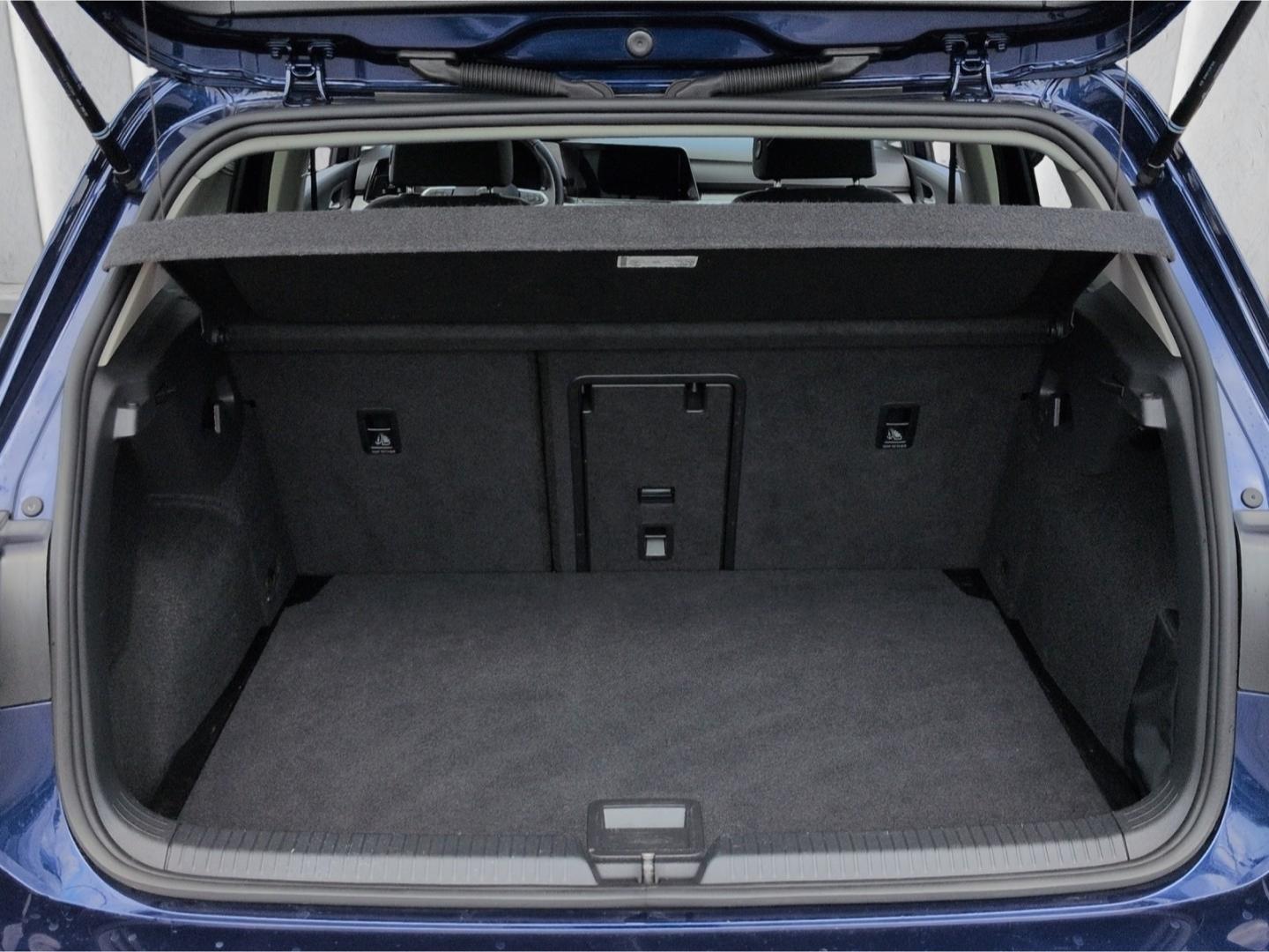 Volkswagen Golf VIII Life 2.0TDI*DSG ACC R-Kam Navi SHZ Alu, миниатюра 10