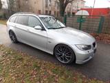 BMW 325i touring Automatik XENON,KLIMA,19 ZOLL, PANO - BMW 325 aus 2005: 325i