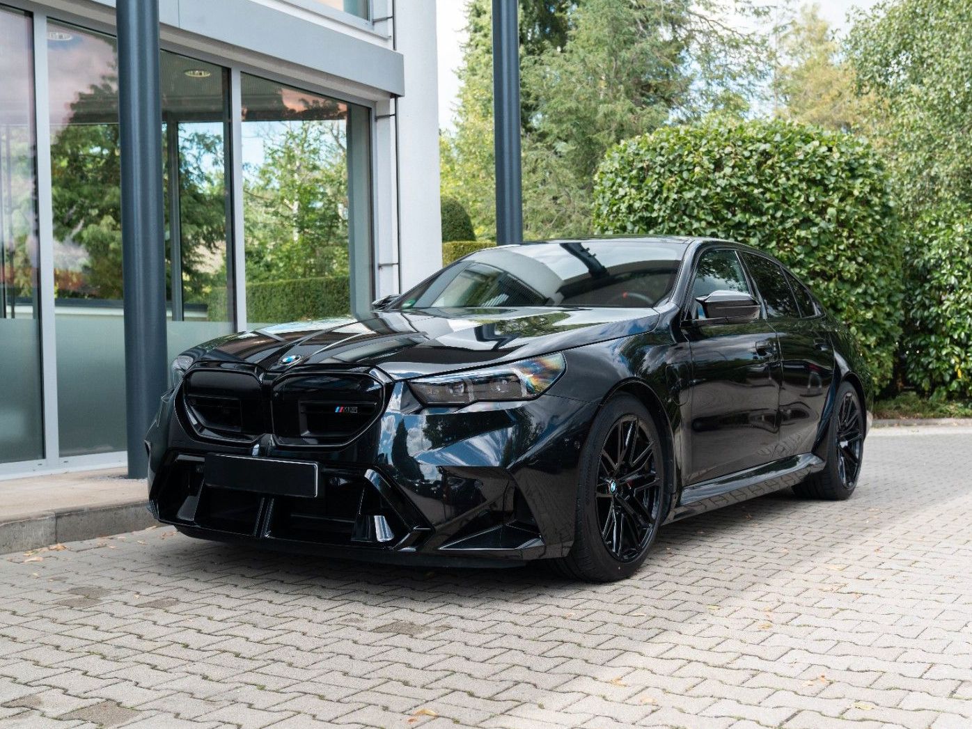 BMW M5 Limousine/ DRIVING PROF. / COMFORT PAKET/ B&W