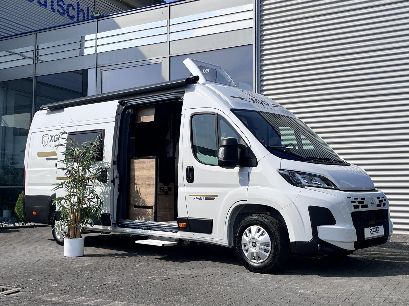Fahrzeugabbildung XGO X-VAN 4 AUTOMATIK
