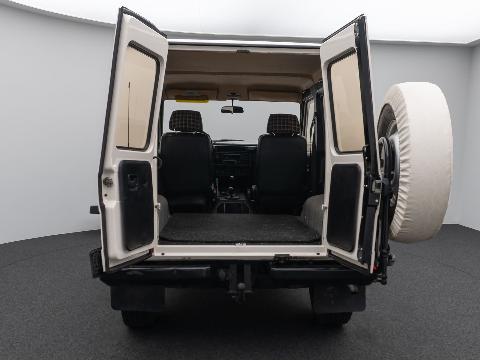 Fahrzeugabbildung Mercedes-Benz G 240 4x4AHK Servo Classic Data 2+