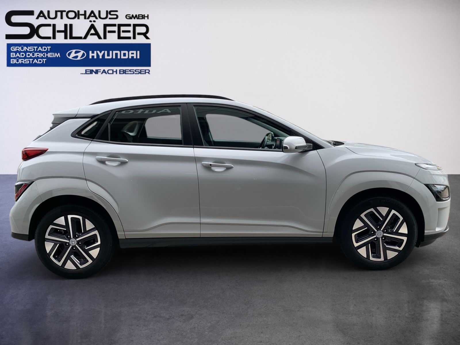 Fahrzeugabbildung Hyundai KONA Select Elektro 11 kW OBC Sitzheizung