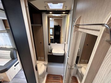 Sunlight Adventure T 67 Combi 6E SAT TV HUBBETT LED