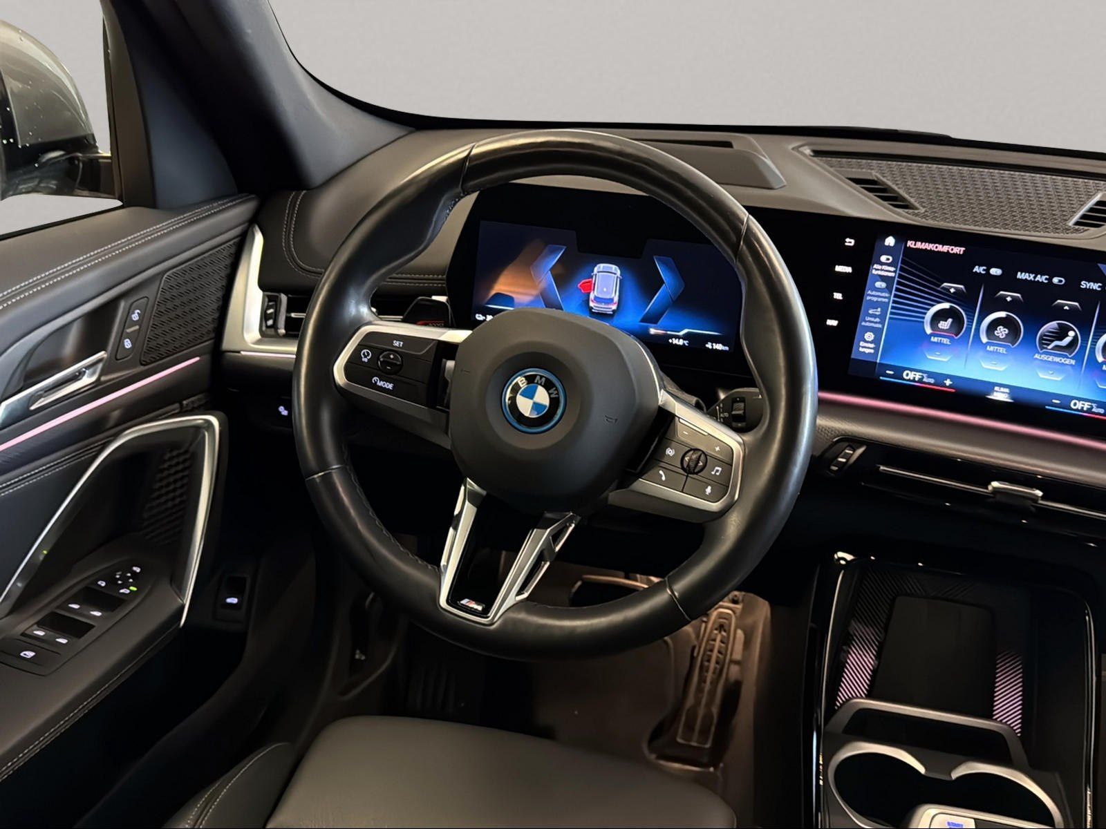 BMW iX1 xDrive30 M Sport AHK Driv.Assist+ Head-Up foto 15