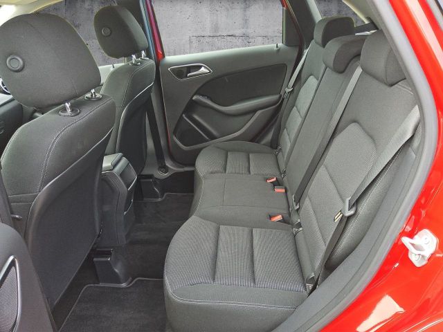 B 180 Aut. Xenon Klima GRA SHZ