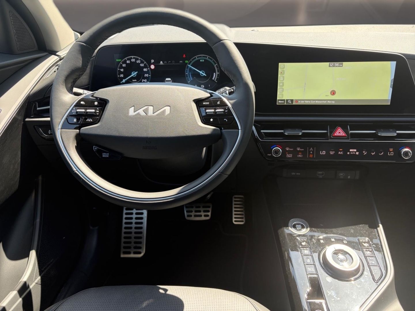 Fahrzeugabbildung Kia Niro Hybrid Spirit 1.6 HUD Navi Digitales Cockpi