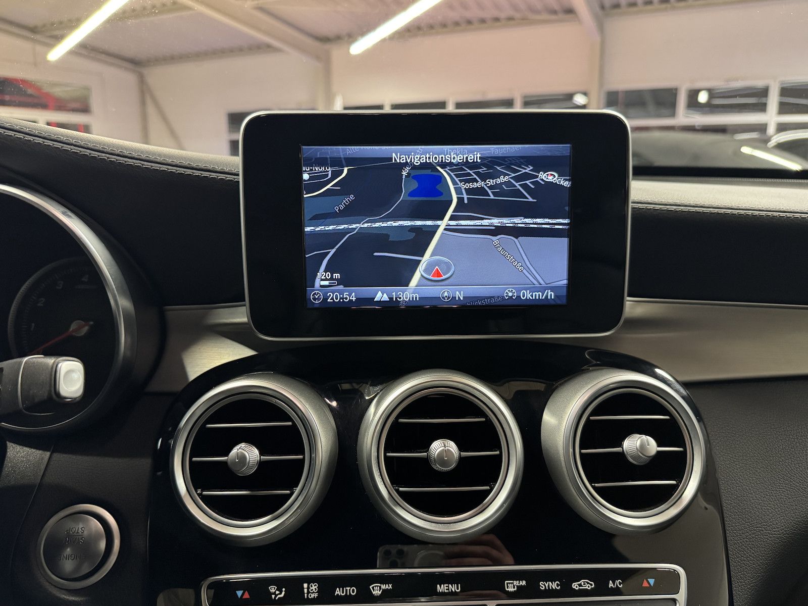 Fahrzeugabbildung Mercedes-Benz GLC 250 4Matic /LED/Navi/CAM/Spur/Ahk