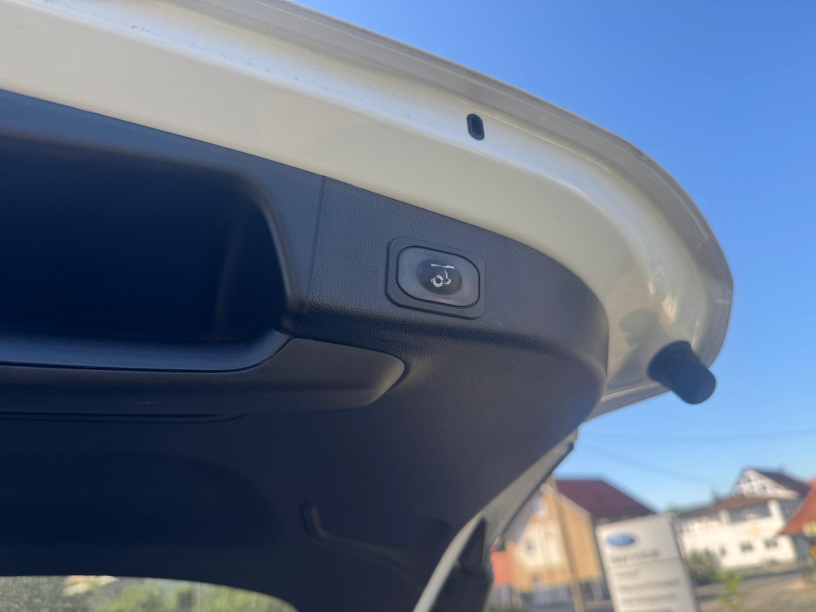 Ford Focus Turnier ST LED RFK, миниатюра 16
