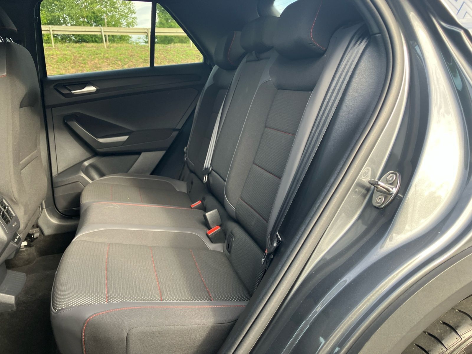 Volkswagen T-Roc - Bild 16