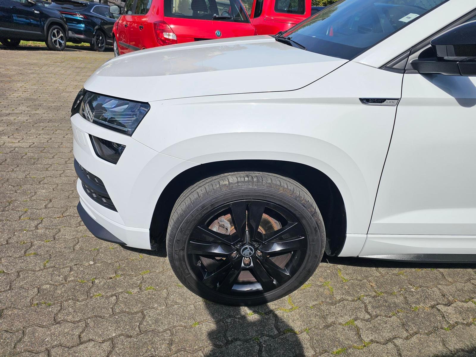 Skoda Karoq 1.5 TSI DSG Sportline+NAVI+ACC+eKLAPPE+AHK