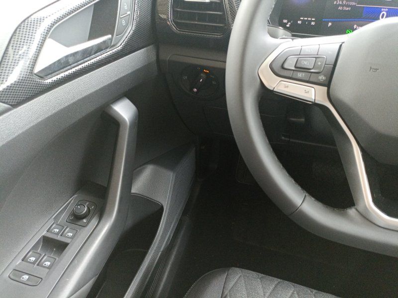 Fahrzeugabbildung Volkswagen T-Cross 1.0 TSI DSG Life SMART-LINK+PDC+KAMERA+W