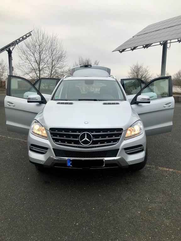 Mercedes-Benz ML 250