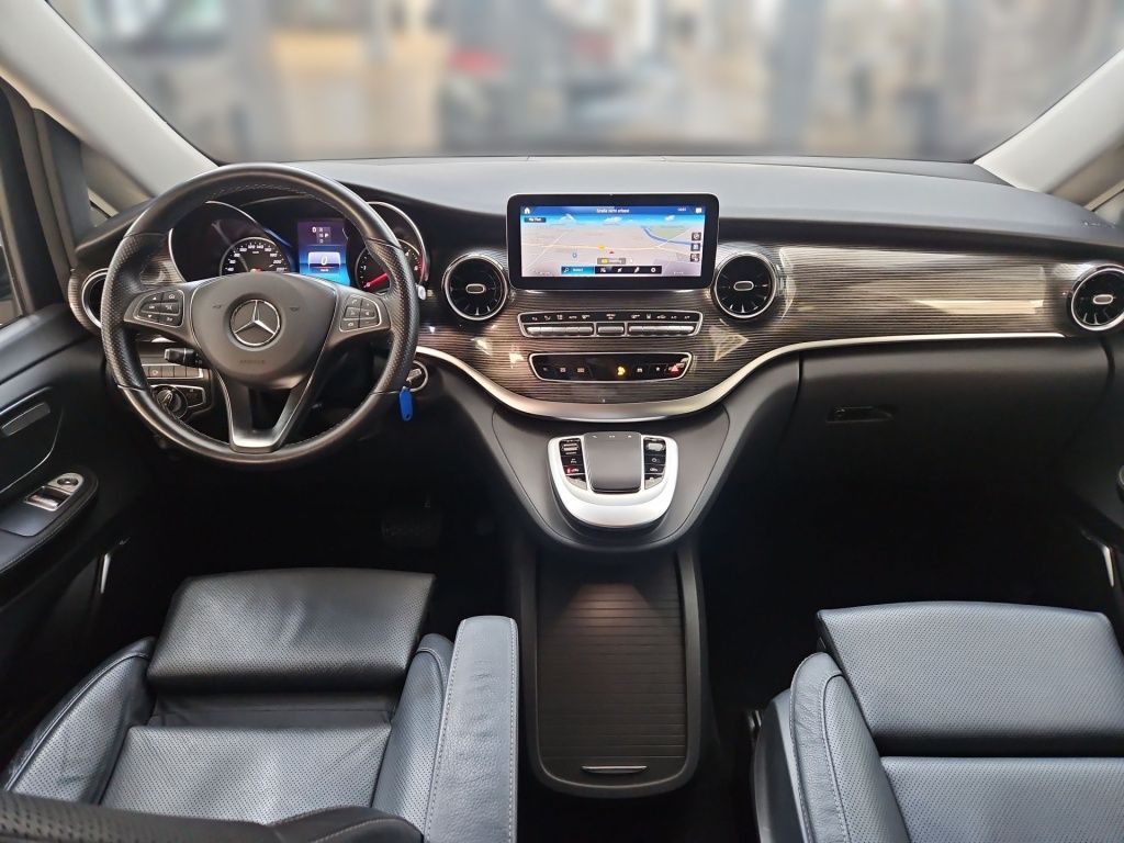 Fahrzeugabbildung Mercedes-Benz V 250 EAV lang 4x4 Tisch Standhzg Sitzbelüftg AH
