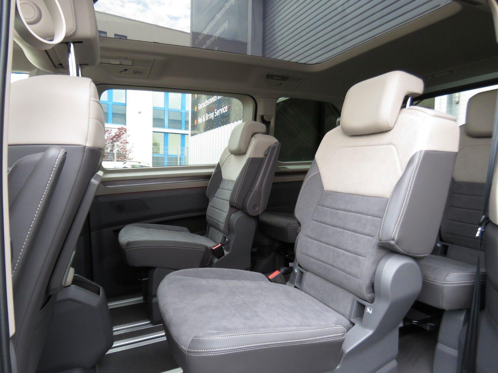 Volkswagen T7 Multivan 2.0 TDI Style Matrix IQ Pano AHK Amb