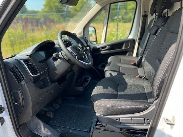 Fahrzeugabbildung Opel Movano 35 L3H2 Kastenwagen 2.2 BlueHDi 140