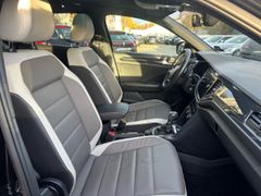 Fahrzeugabbildung T-Roc Sport 4Motion Leder Panorama