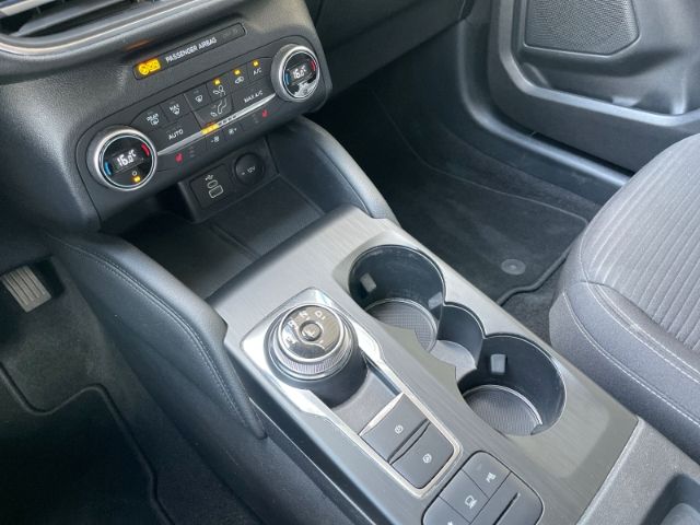 Fahrzeugabbildung Ford Kuga 2.5 Duratec Hybrid FHEV Titanium Autom. Hea